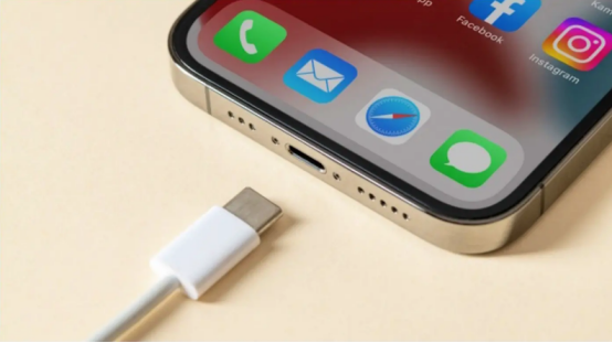 iPhone15